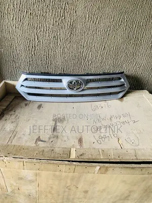 Direct Front Grille Highlander 012