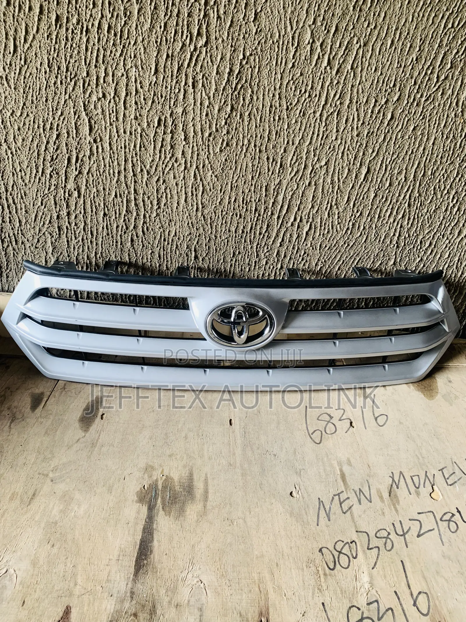Direct Front Grille Highlander 012