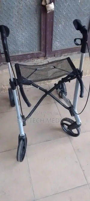 Foldable Wheel German Walker