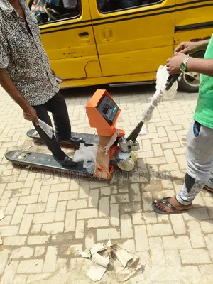 3tn Pallet Truck With Scale