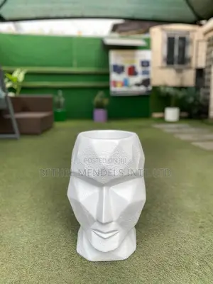 Igodo Face Fiberglass Flower Pot/Planter/Vase |Height: 51cm