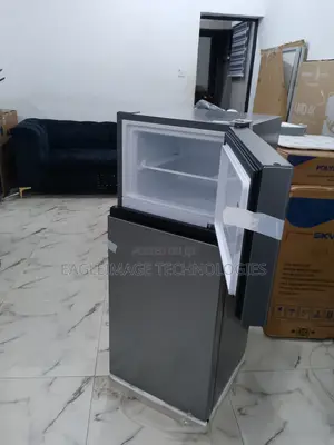 Heavy-Duty Hisense 124L Refrigerator(172dr)