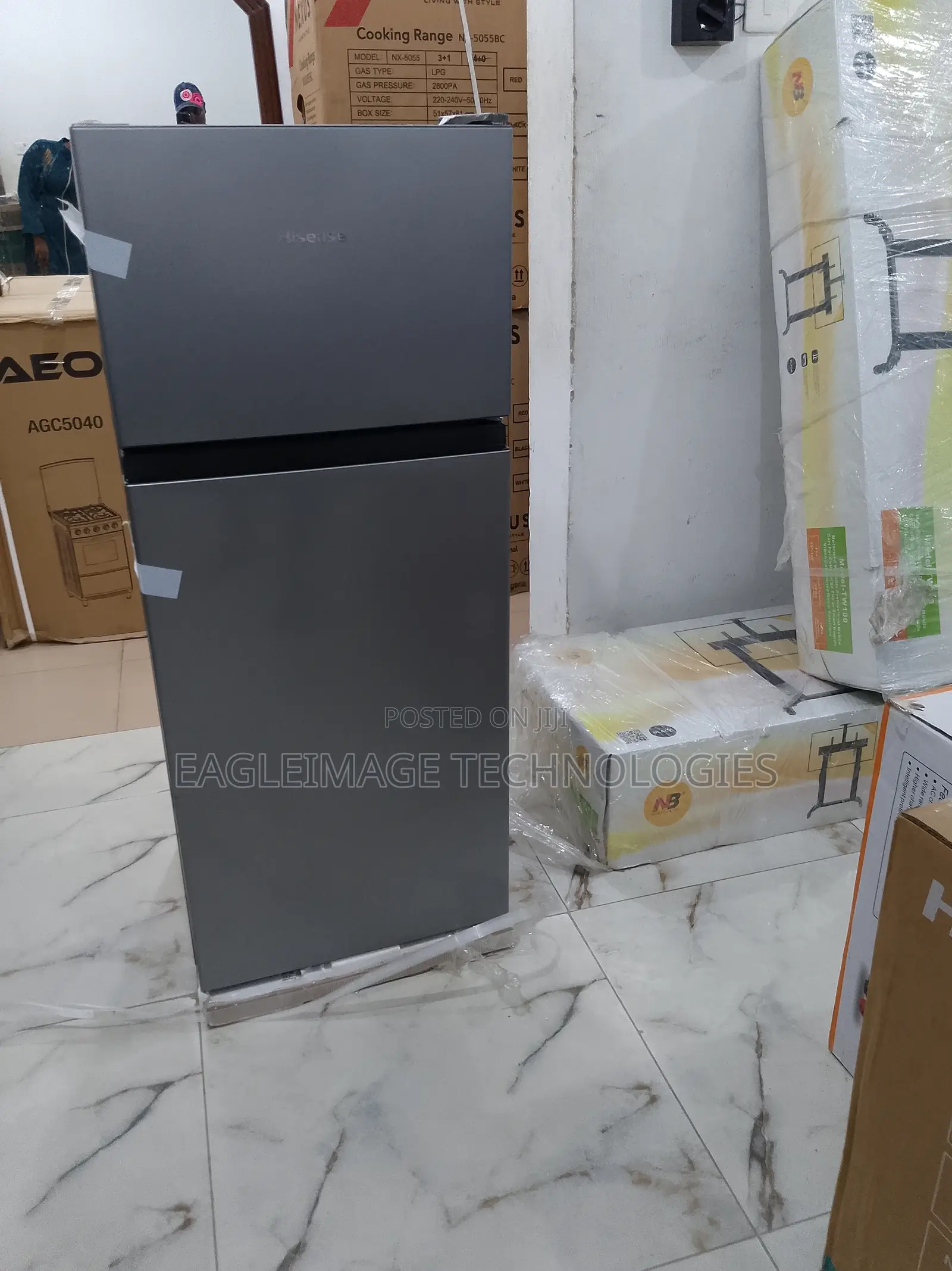 User-Friendly Hisense 124L Refrigerator(172dr)