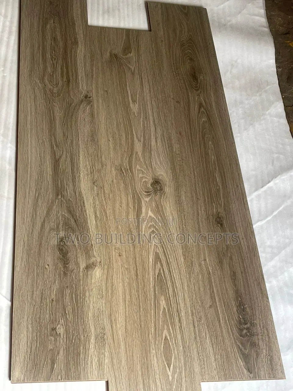 Quality Laminate Wooden Flooring