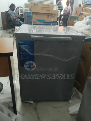 Low Maintenance 150L Midea Chest Freezer Hs-186cn Series