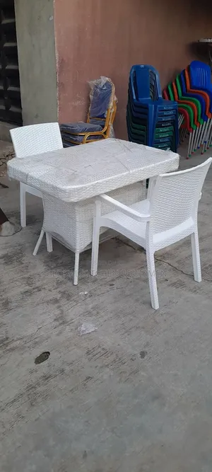 4 Set of Chairs With Table