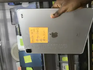 Apple iPad Pro 12.9 (2021) 128 GB Gray