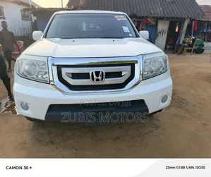 Honda Pilot 2011 White