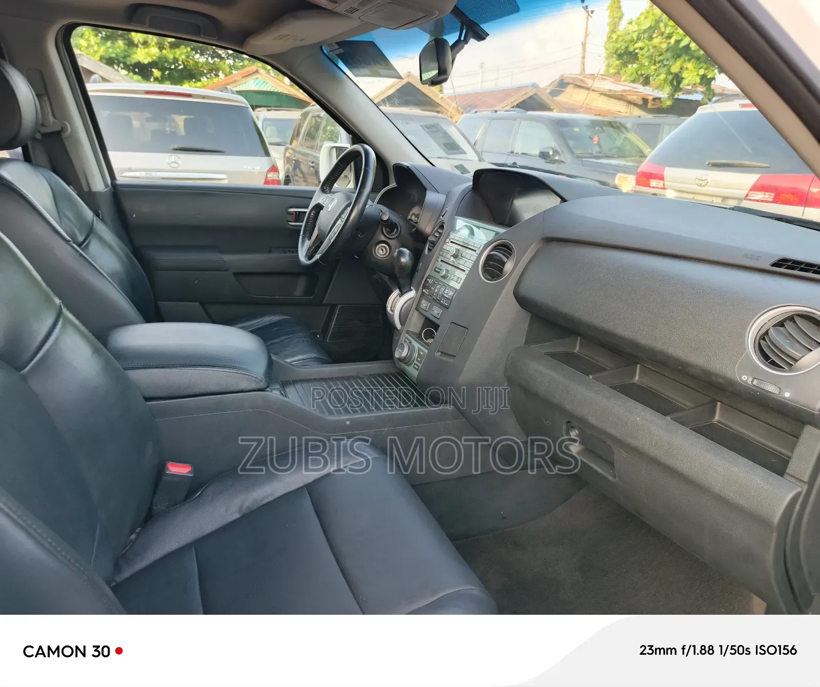 Honda Pilot Touring w/RES/Navi 4WD (3.5L 6cyl 5A) 2011 White