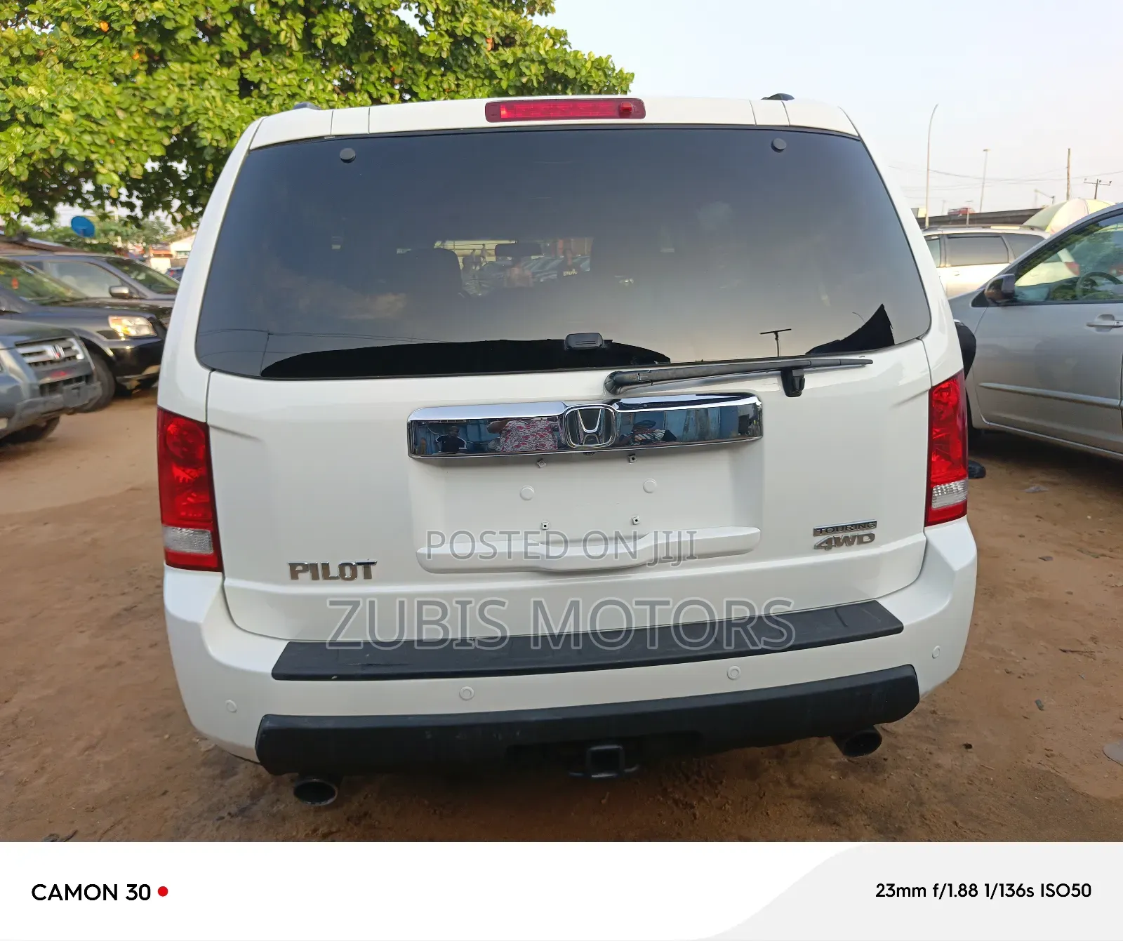 Honda Pilot Touring w/RES/Navi 4WD (3.5L 6cyl 5A) 2011 White