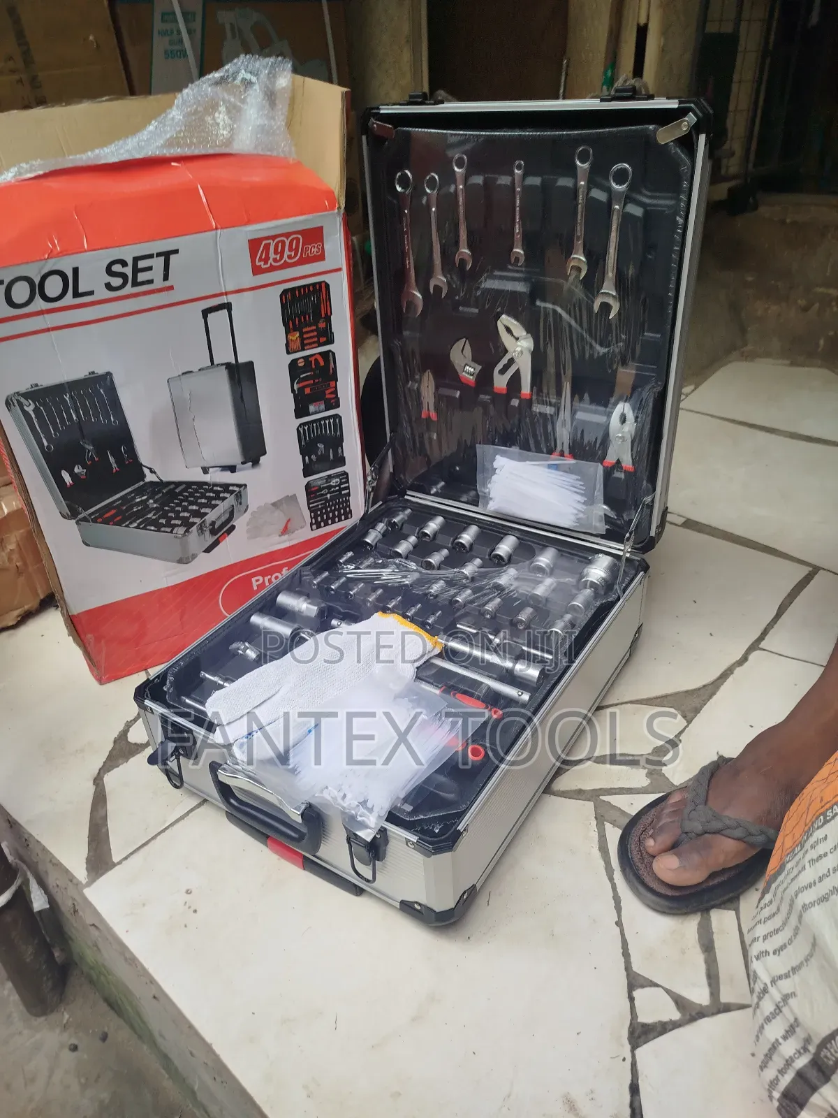 499 PCS Tools Box.