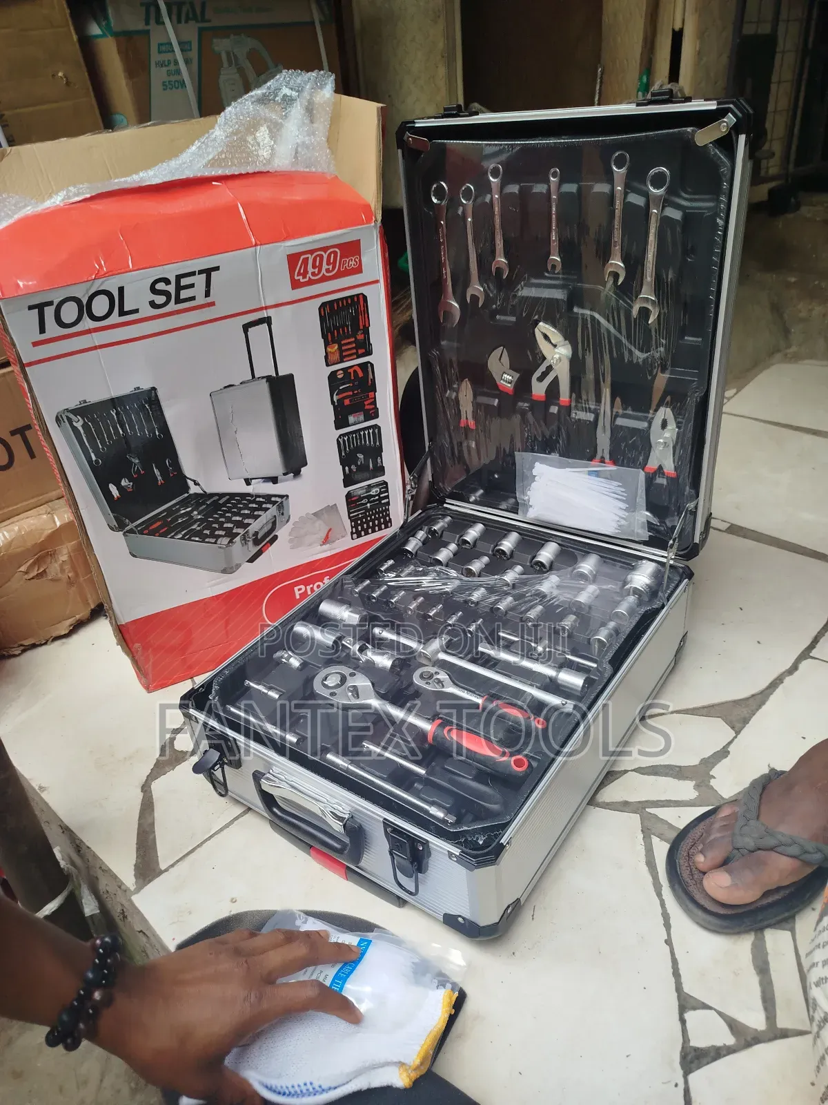 499 PCS Tools Box.