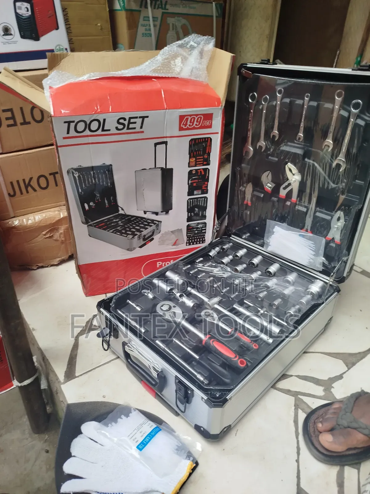 499 PCS Tools Box.