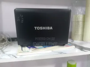 Laptop Toshiba NB510 2GB Intel Atom HDD 320GB