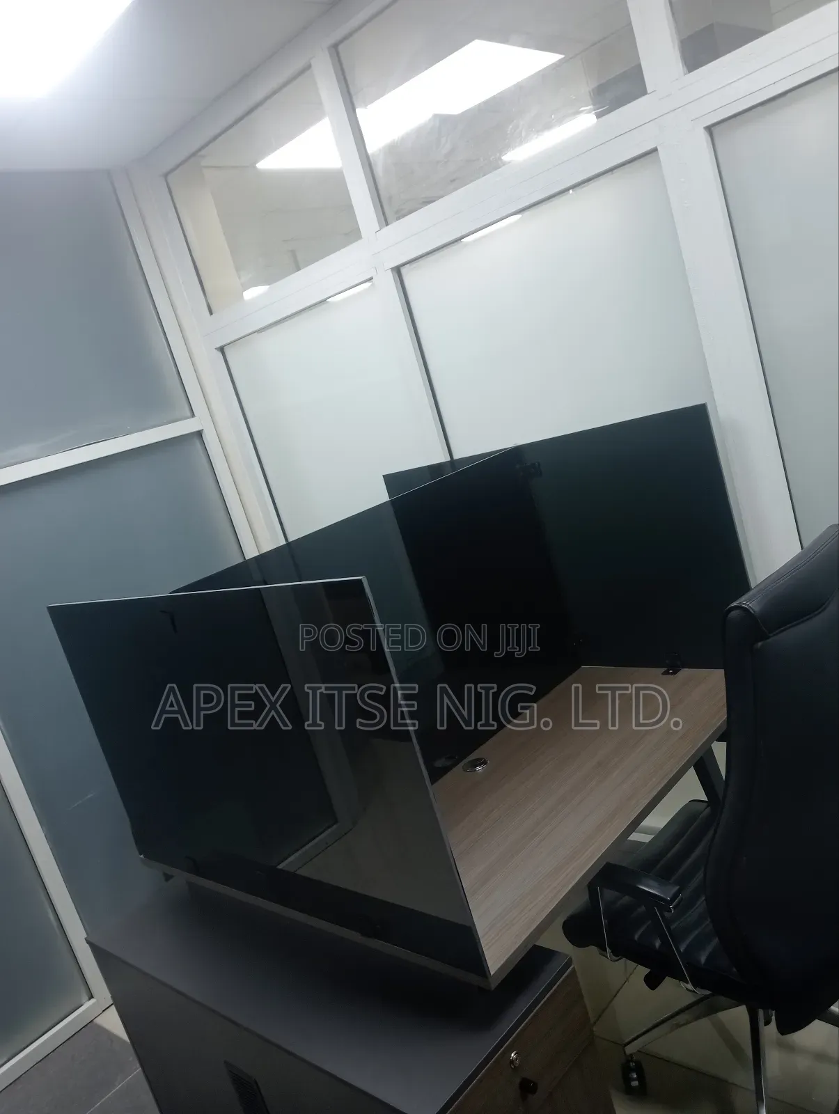 Office Table Partition
