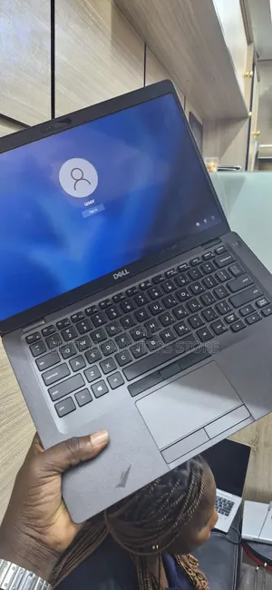 Laptop Dell Latitude 5400 8GB Intel Core i5 SSD 256GB
