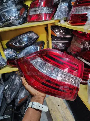 ML350 2013 Left Side Backlight