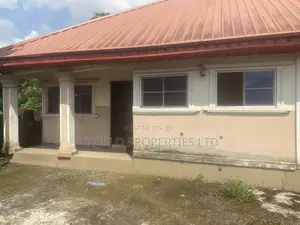 6bdrm Block of Flats in Benin City for sale