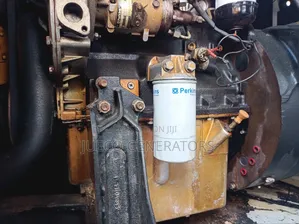 30kva Old Model Perkins Soundproof Generator for Sale