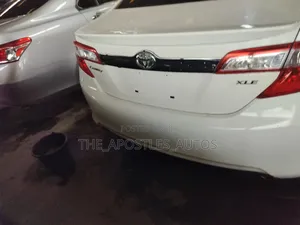 Toyota Camry 2014 White
