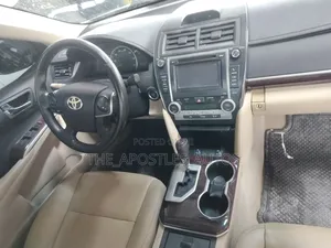 Toyota Camry 2014 White