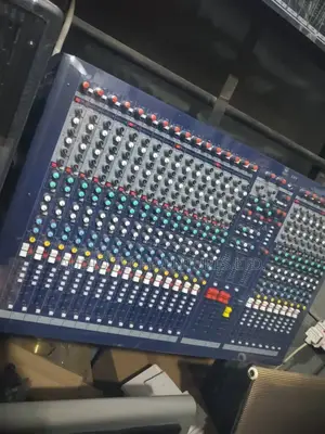 Mighty 24ch Mixer Lx9