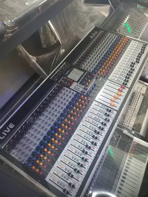 Infinity Live 32ch Mixer