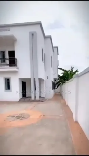 4bdrm Duplex in Wtc , Enugu , Enugu for sale
