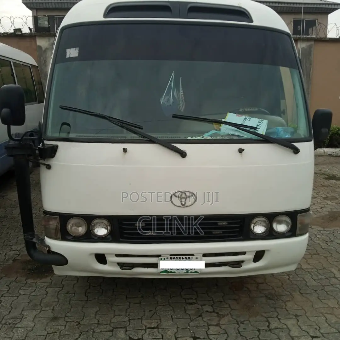 Clean AC Coaster Bus For Rent