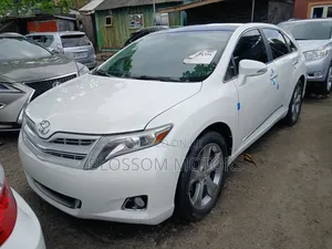 Photo - Toyota Venza 2014 White