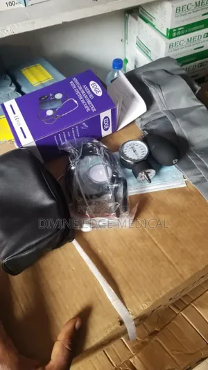 Edge Purse Bp Monitor With Stethoscope