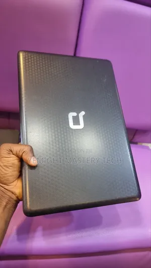 Photo - Laptop HP Compaq Presario CQ42 4GB Intel HDD 320GB