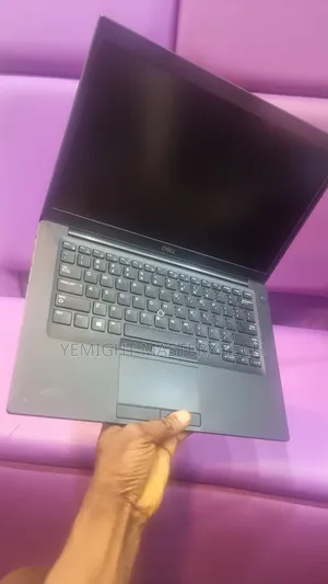 Photo - Laptop Dell Latitude 7490 8GB Intel Core I5 SSD 256GB