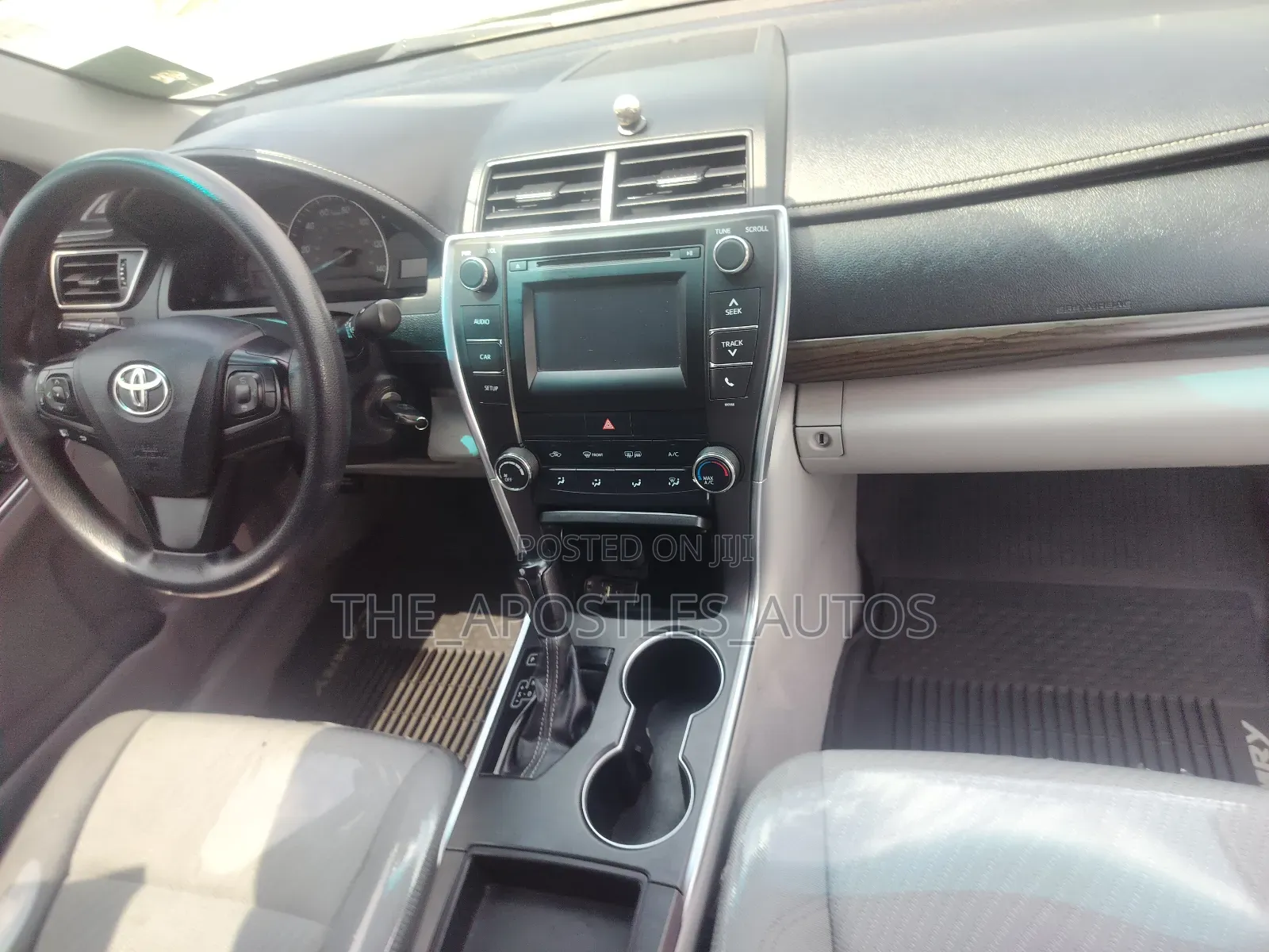Toyota Camry 2016 Gray