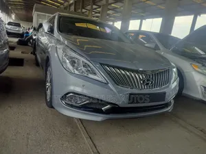 Hyundai Grandeur 2015 Silver