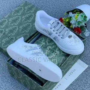 Gucci Sneakers