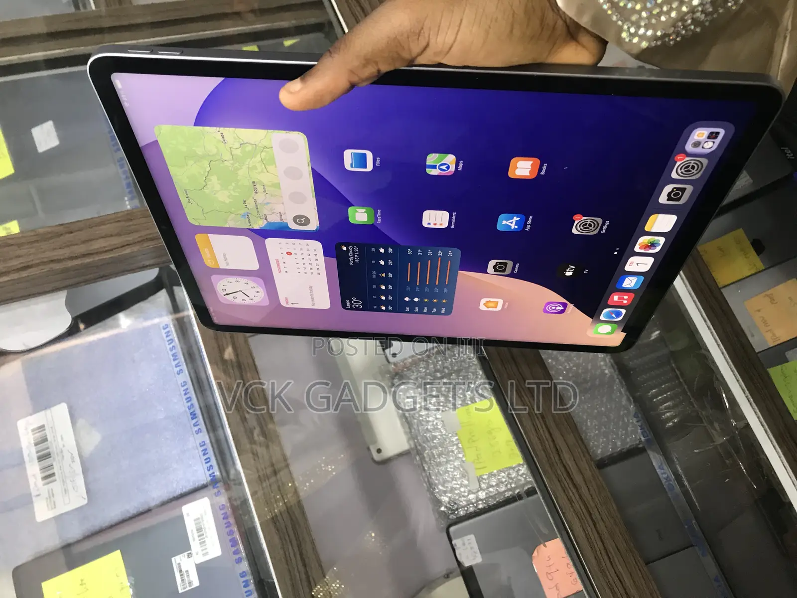 Apple iPad Pro 12.9 (2022) 256 GB Gray