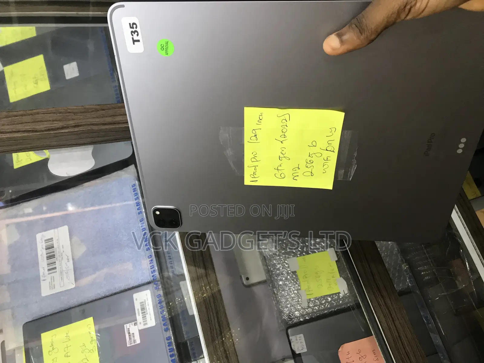 Apple iPad Pro 12.9 (2022) 256 GB Gray