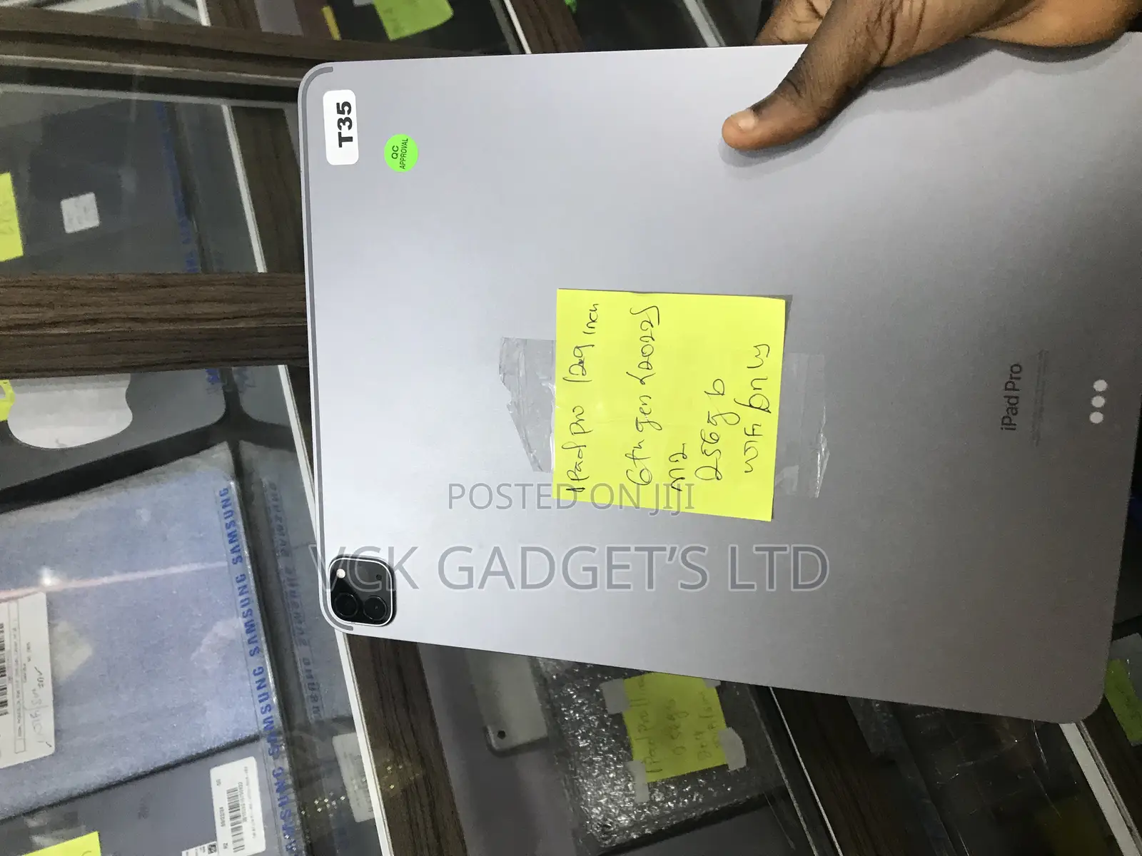 Apple iPad Pro 12.9 (2022) 256 GB Gray
