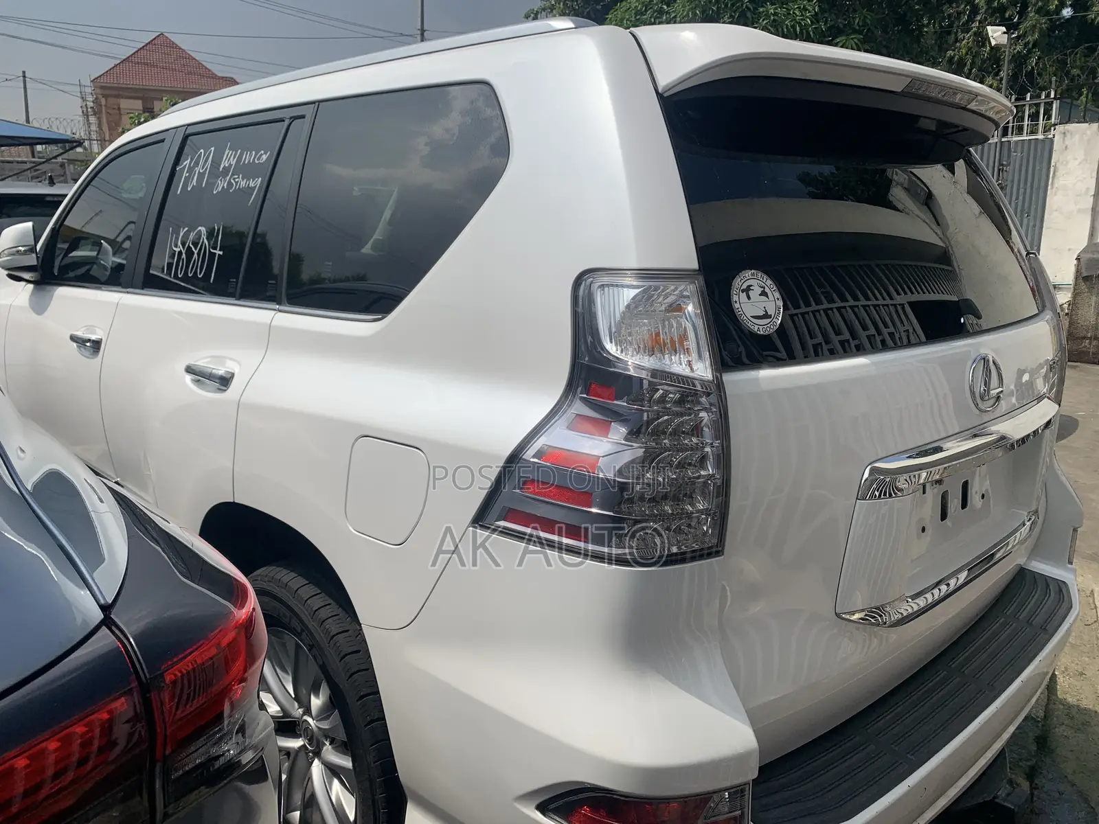 Lexus GX 460 Base 2016 White