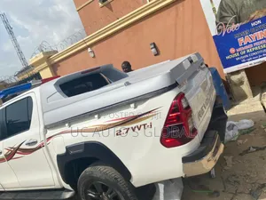 Bootcover Carry Boy Smart Top for Hilux 2024
