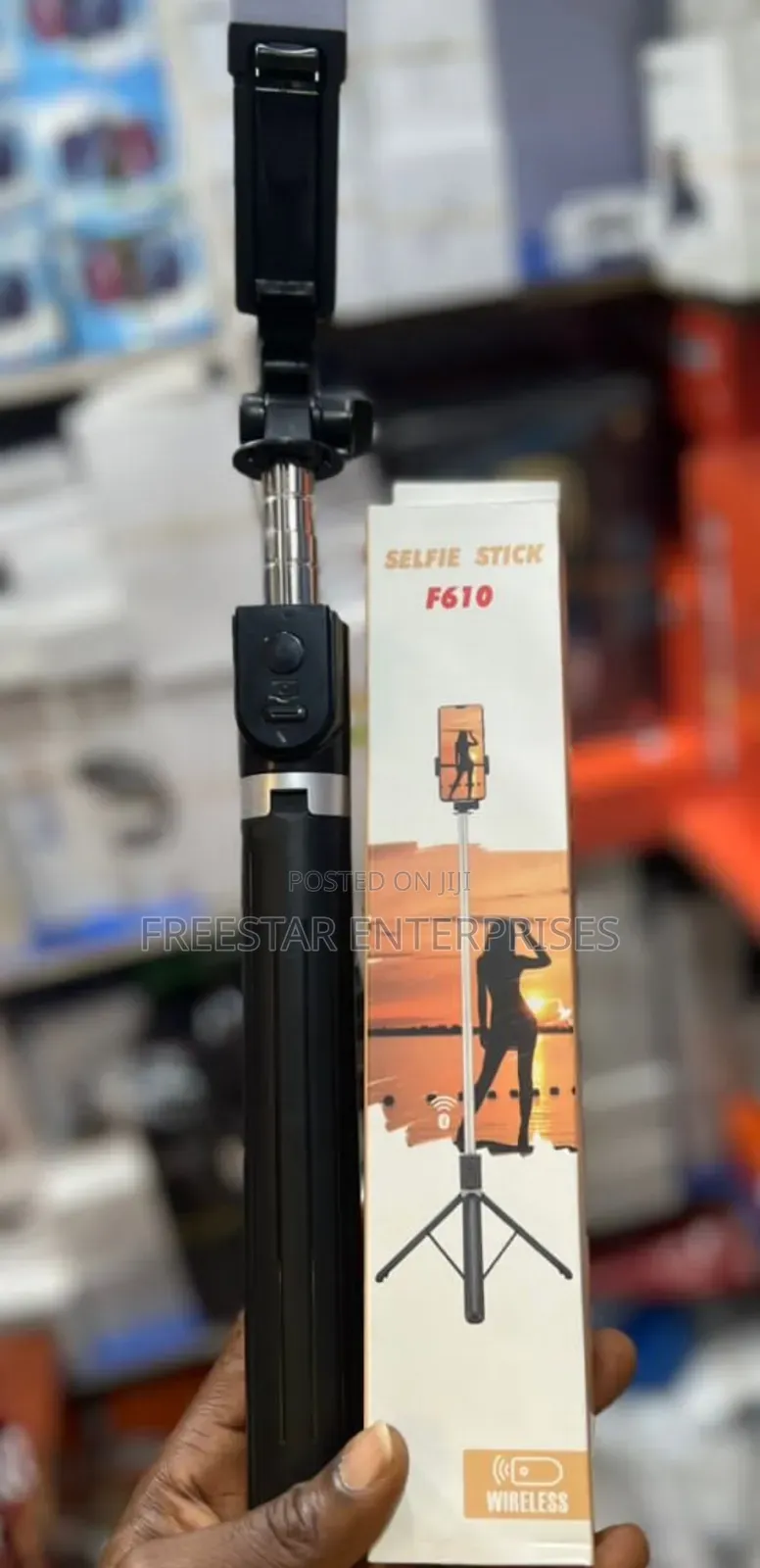 Selfie Stick Tripod Stand, Light Bluetooth Remote Control