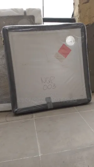 80x80 Acrylic Shower Tray