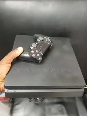 Ps4 Slim With 10 Games Downloaded ( Fc25 Package ) Uk Used