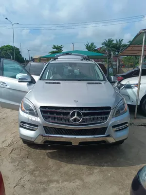 Photo - Mercedes-Benz M Class ML 350 4Matic 2012 Silver