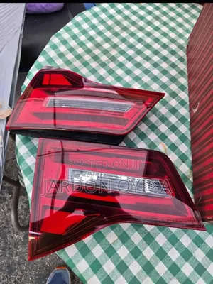Boot Right Acura MDX 2010