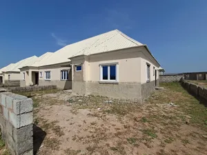3bdrm Bungalow in Idu Railway Station for sale