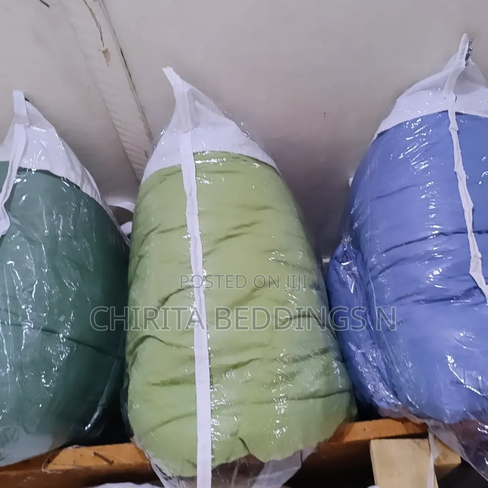 Plain Bedsheet N Duvet Set