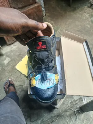 Armstrong Safety Boot