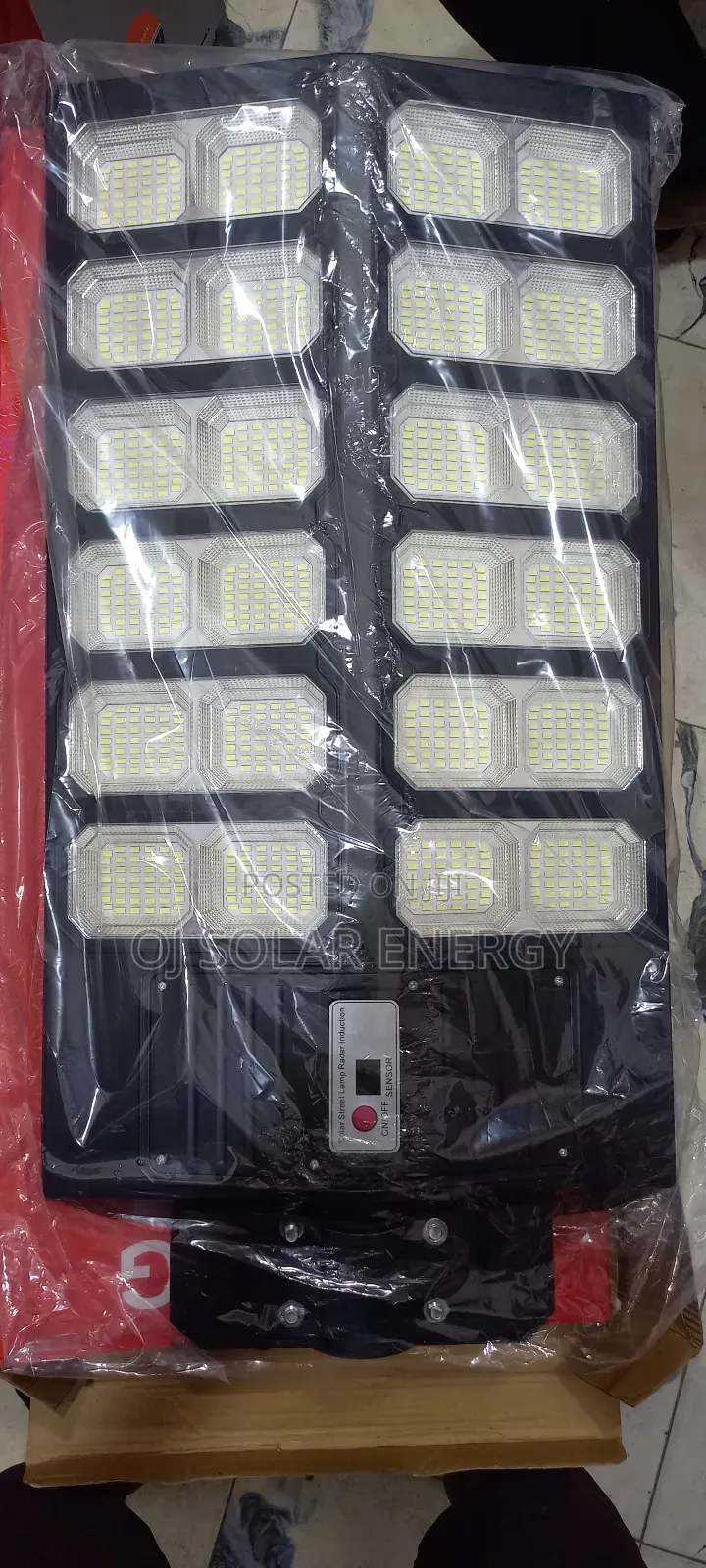 Sukhig 2,400w Solar Street Light